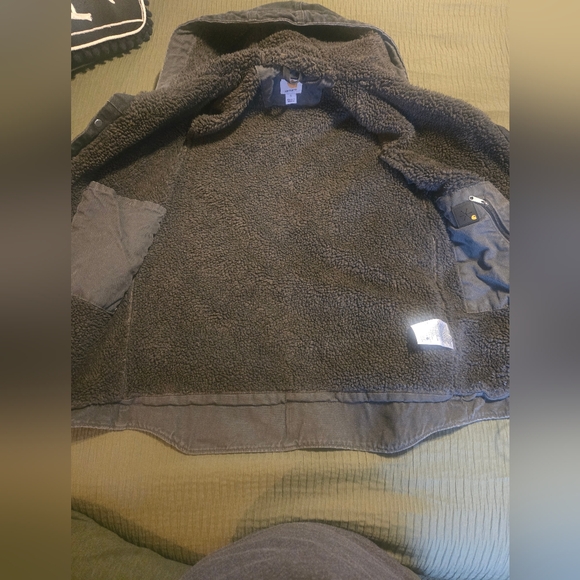 Black Carhartt Vest - Picture 2 of 7